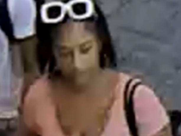 The Hillsborough County Sheriff’s Office is looking to identify the woman in the photo above to make sure she did not sustain any injuries. If you have any information related to this case you can contact HCSO investigators at 813-247-8200.
