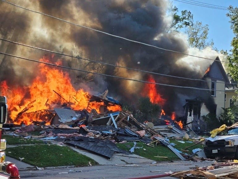 Fire crews with the Woodstock Fire/Rescue District first responded to the area of North Tryon Street and Lincoln Street at 12:35 p.m. Monday after the smell of natural gas was detected in the area,