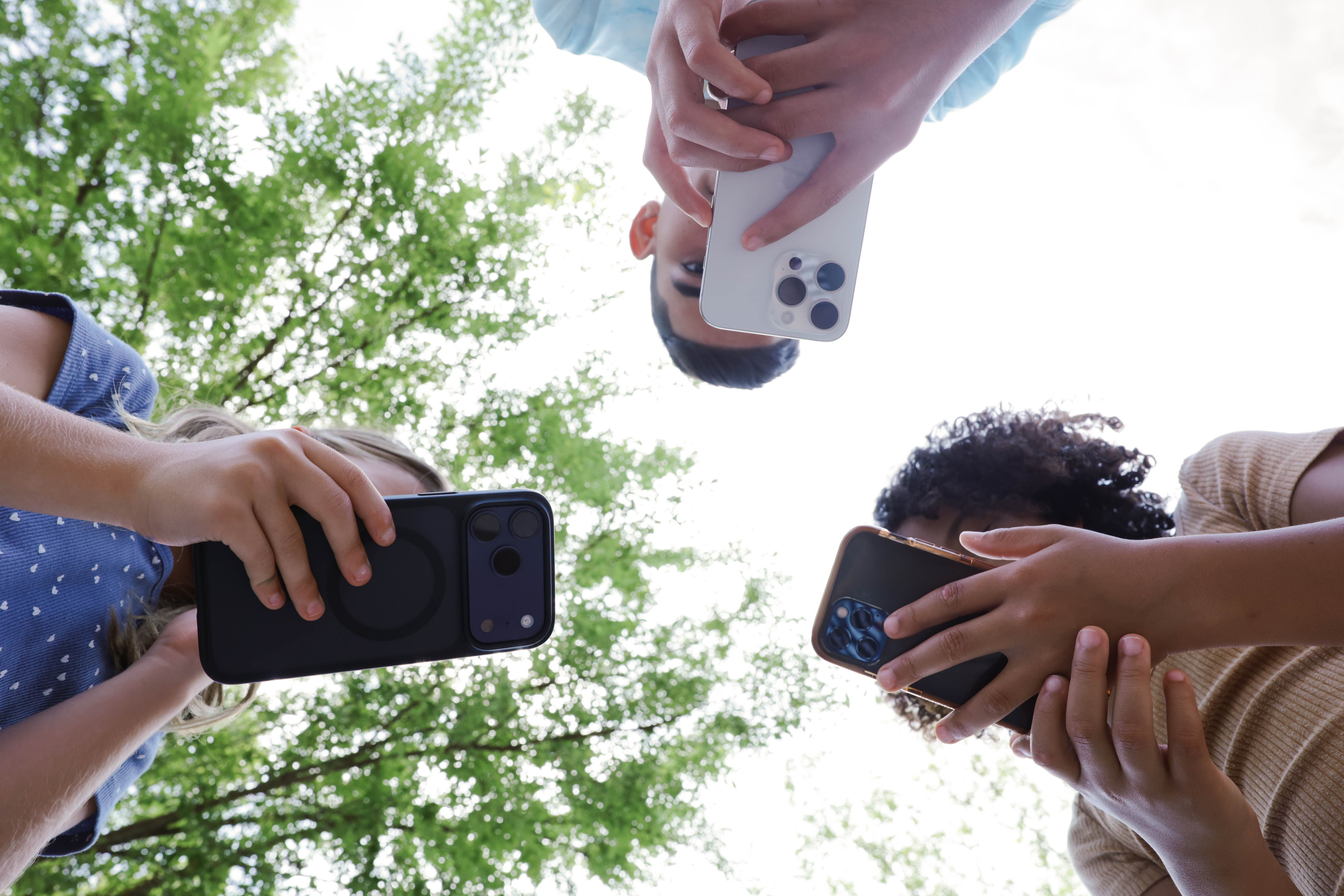 Beacon Parent Teams Up with Radiant Mobile to Safeguard Families in Today’s Digital World