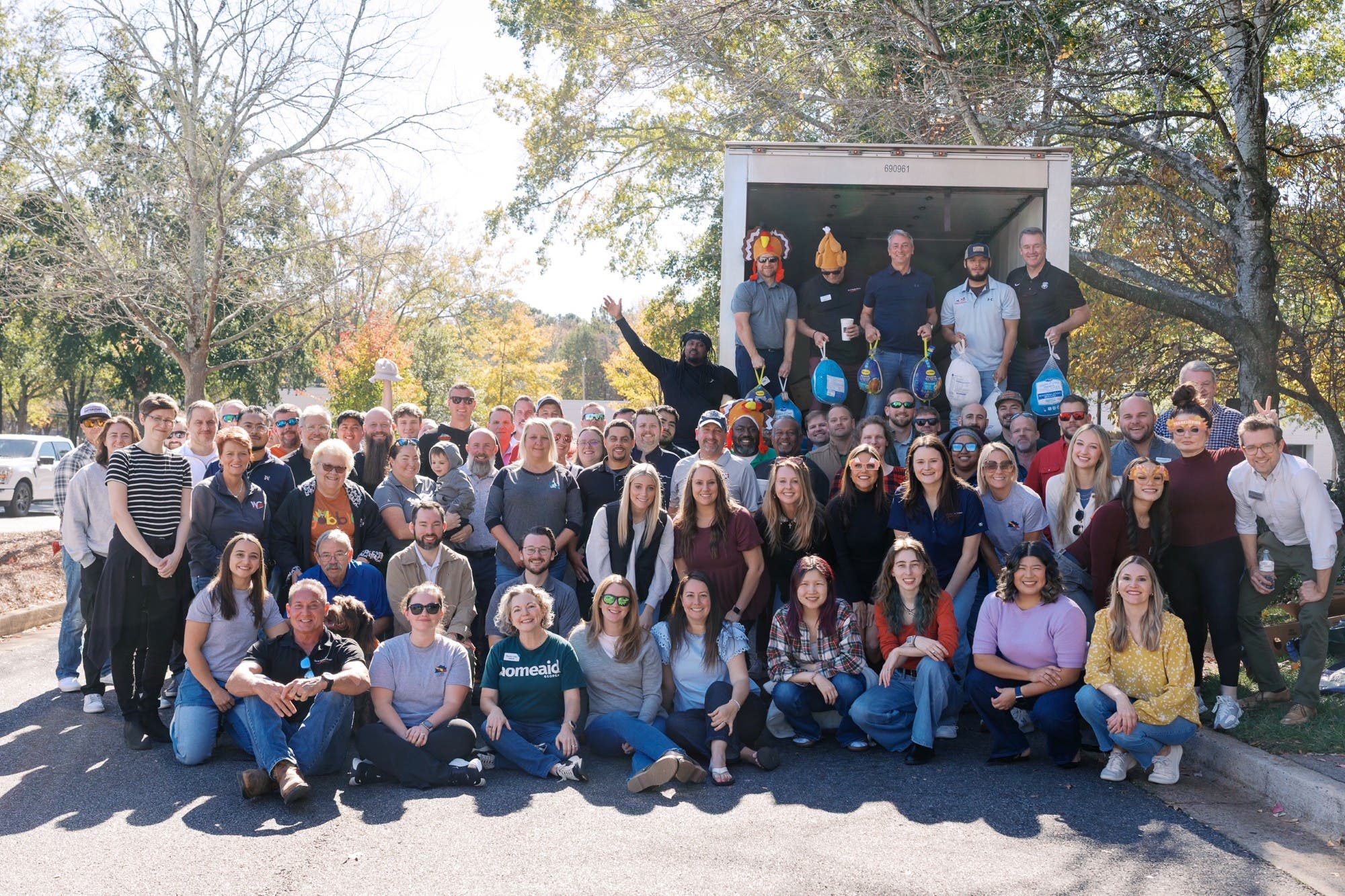 David Weekley Homes’ “Giving Thanks, Giving Back” Thanksgiving Drive Returns to Atlanta