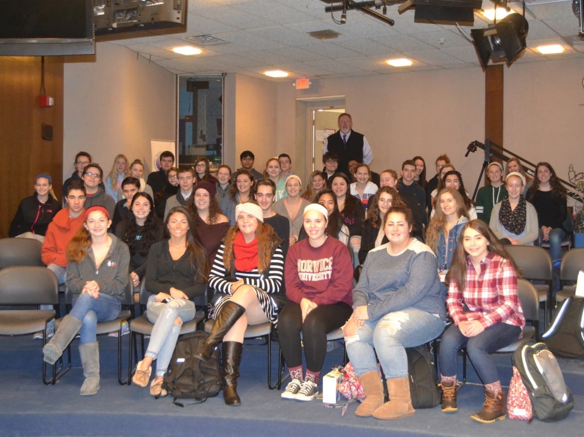 News small post card thumbnail