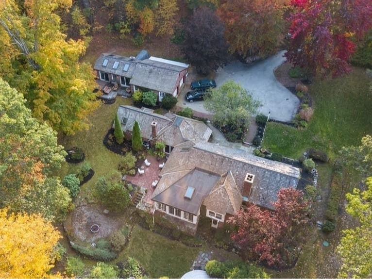 142 N. Amherst Road In Bedford, New Hampshire: Wow! - Vimarsana News