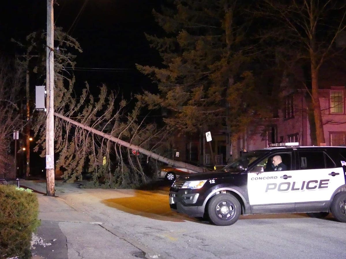 Blustery Winds Knock Out Power To Nearly 28,000 In New Hampshire ...