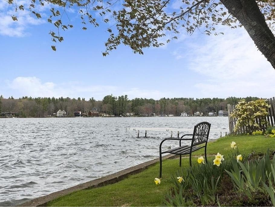46 Turtle Rock Road In Windham, New Hampshire: Wow! - Vimarsana News