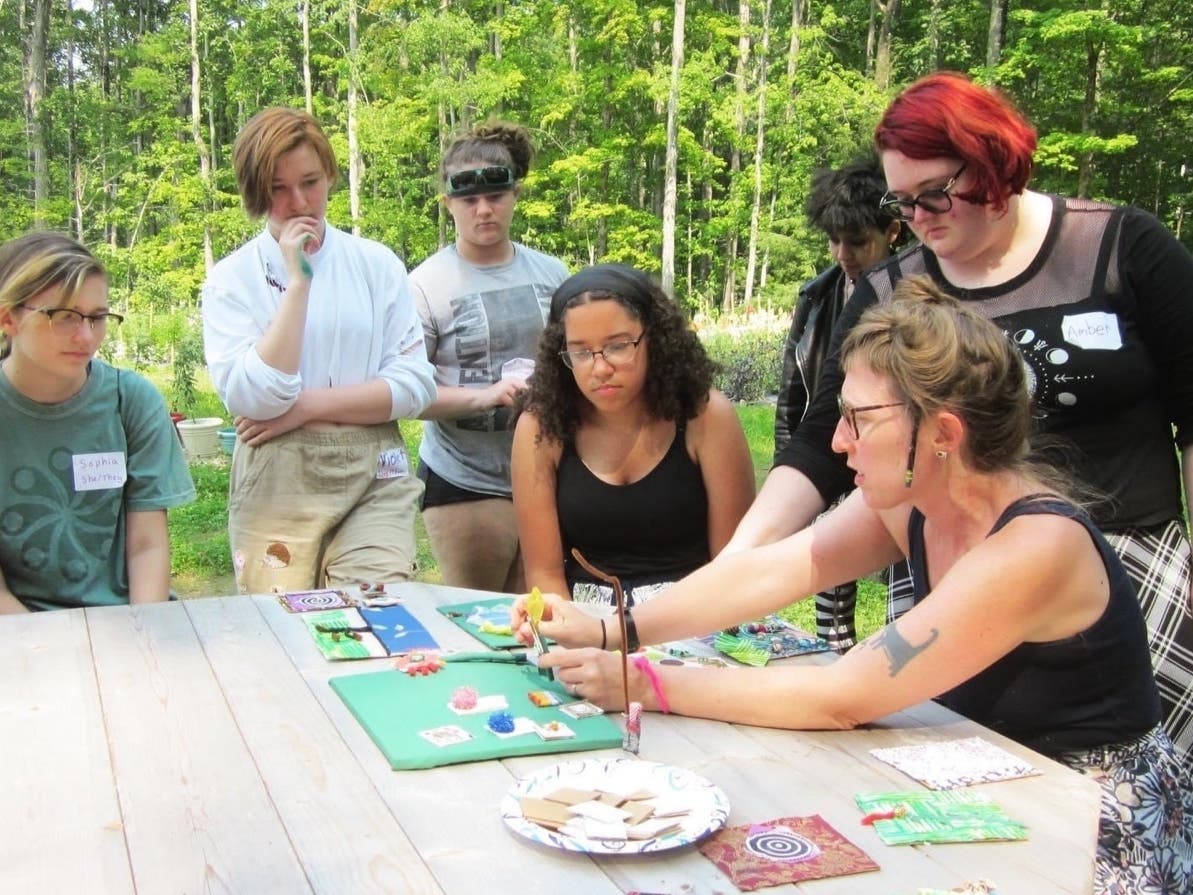 AIR teens working with visual teaching artist Meagan Samson at Bedrock Garden in Lee.
