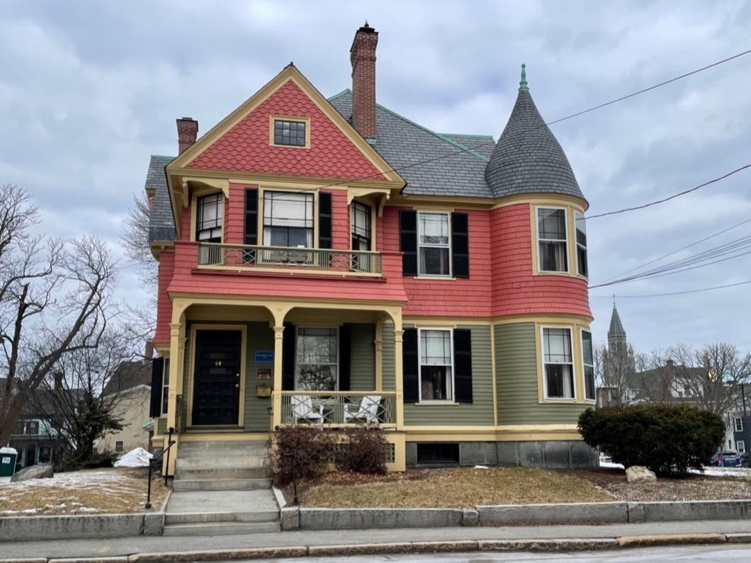 The Woman’s Club of Concord held an afternoon lunch on March 13 at their historic home to raise money for Ukraine.