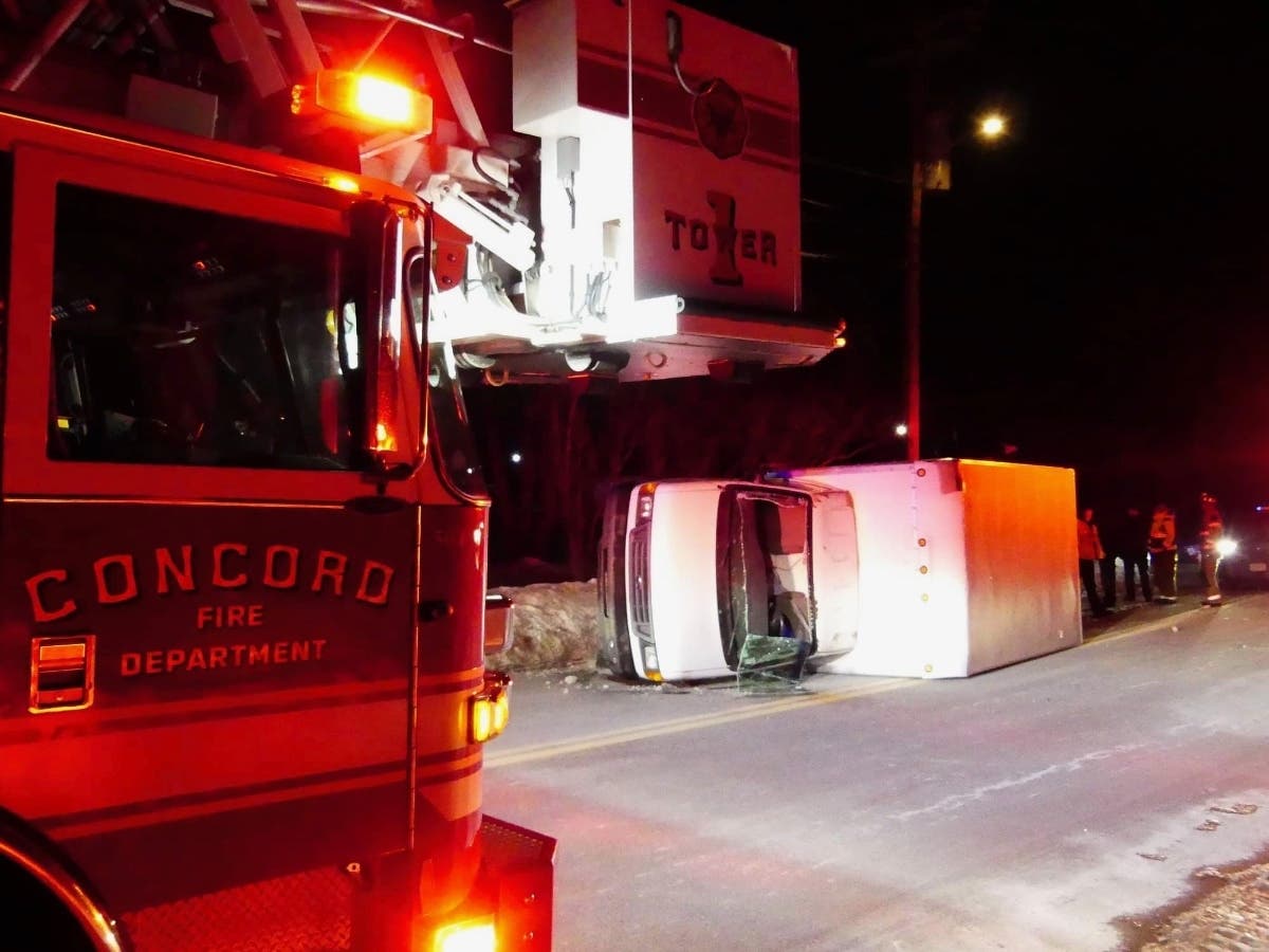 Box Truck Flips In Concord's North End [VIDEO] | Concord, NH Patch