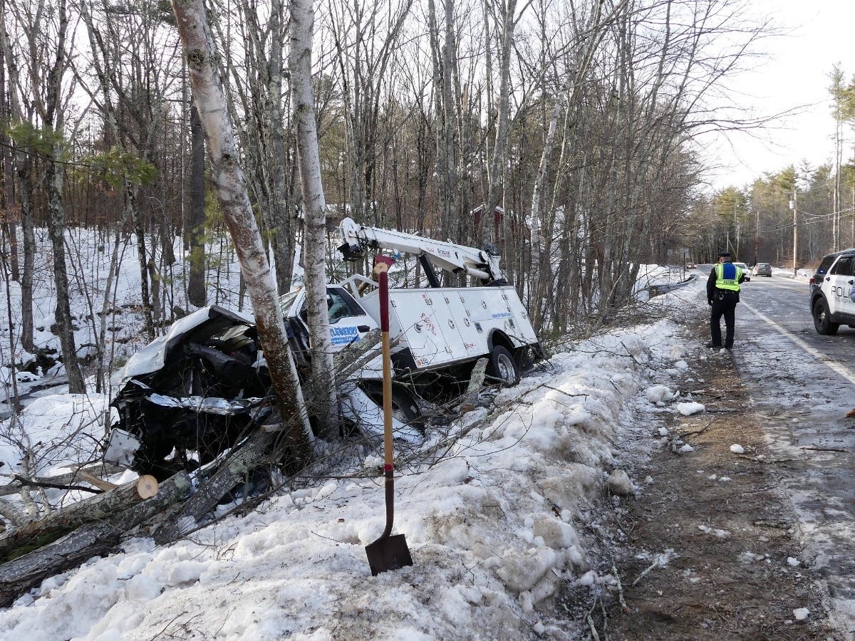 Truck Driver Crashes On Route 4 In Boscawen; Taken To Concord Hospital ...