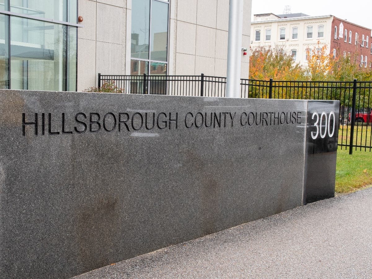 A man from Manchester, with several priors, was indicted on robbery, theft, and evidence charges.