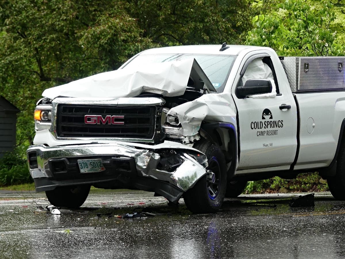 Drivers And Passengers OK After 3 Vehicles Collide On Clinton Street In Bow