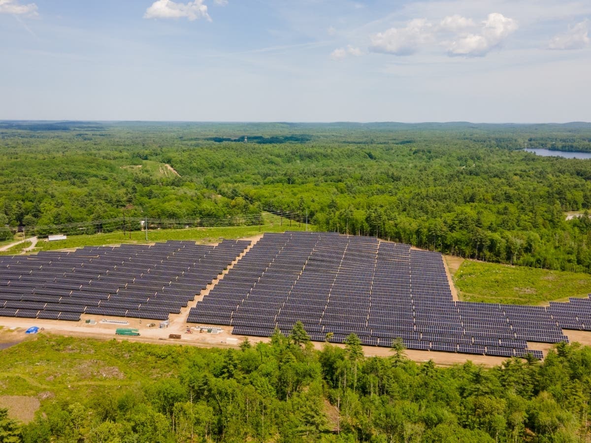 A year after Unitil’s 4.9-megawatt solar array went online in Kingston, the project has generated enough electricity to power more than 1,000 homes, according to the company.