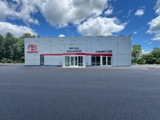 The ceremony at the Canobie Lake Toyota Certified Used Vehicle Center will run from 3:30 to 4:30 p.m. on Thursday, Aug. 27, at 417 South Broadway.