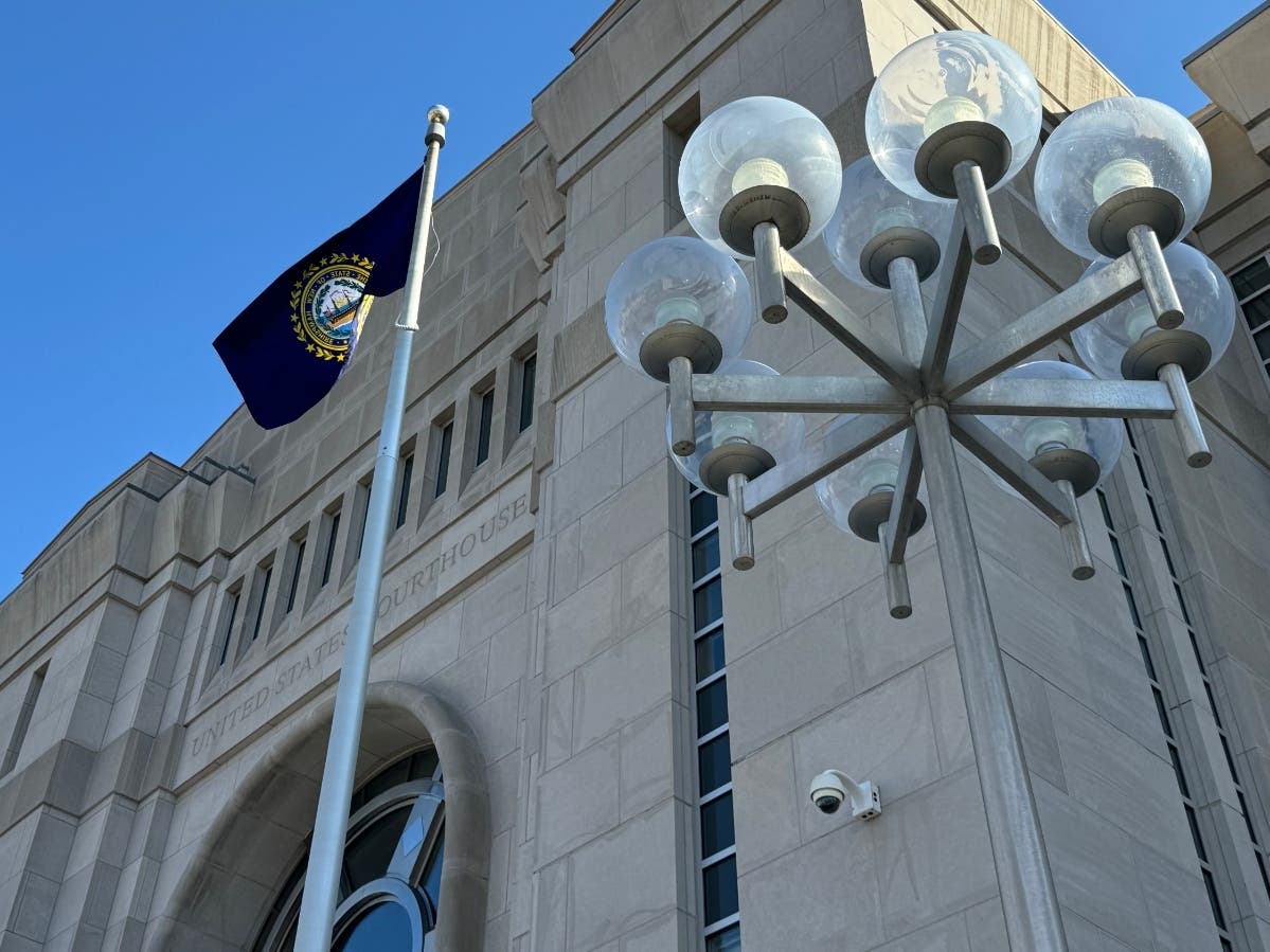 A pharmacist from Massachusetts pleaded guilty on Aug. 17 to diverting controlled substances while working in northern New Hampshire.