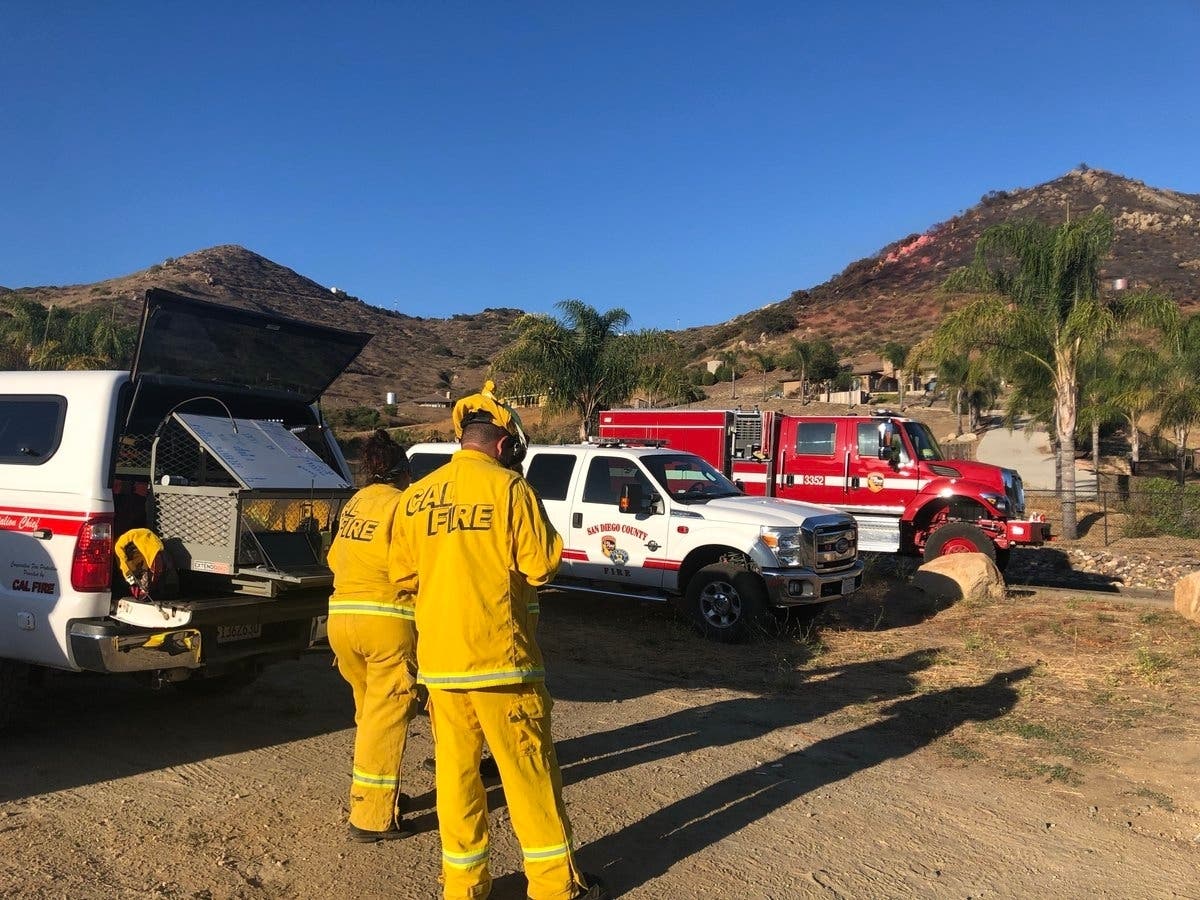 The Vista Fire scorched 25 acres and threatened structures in the area.​