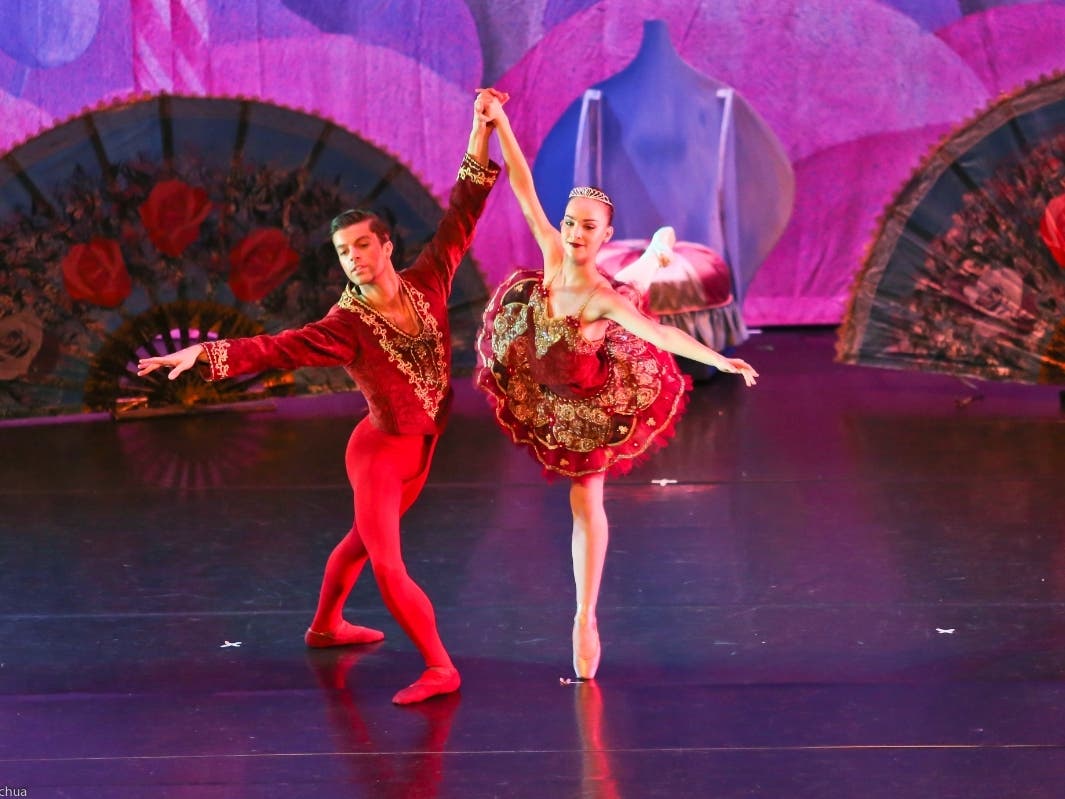 Image: The Sugar Plum Pas de Deux was performed by Maxwell Simoes & Carmen Cortez  in Valley Dance Theatre's 2018 production of The Nutcracker.