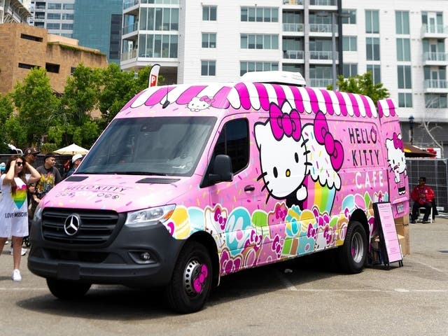 Hello Kitty Cafe Truck Tour To Make Final San Diego Stop This Weekend ...