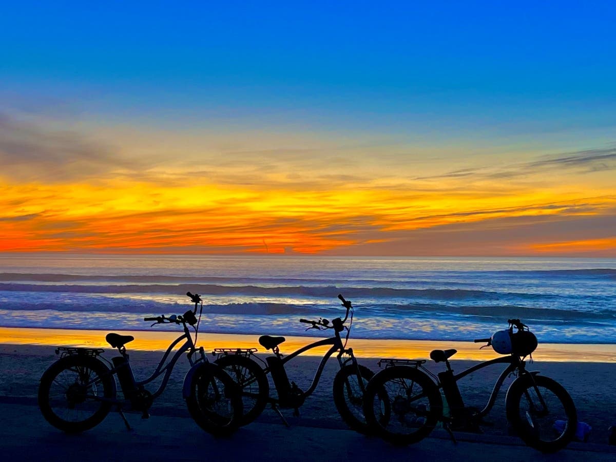 Bicycles along Seaside Beach in Cardiff State Beach.