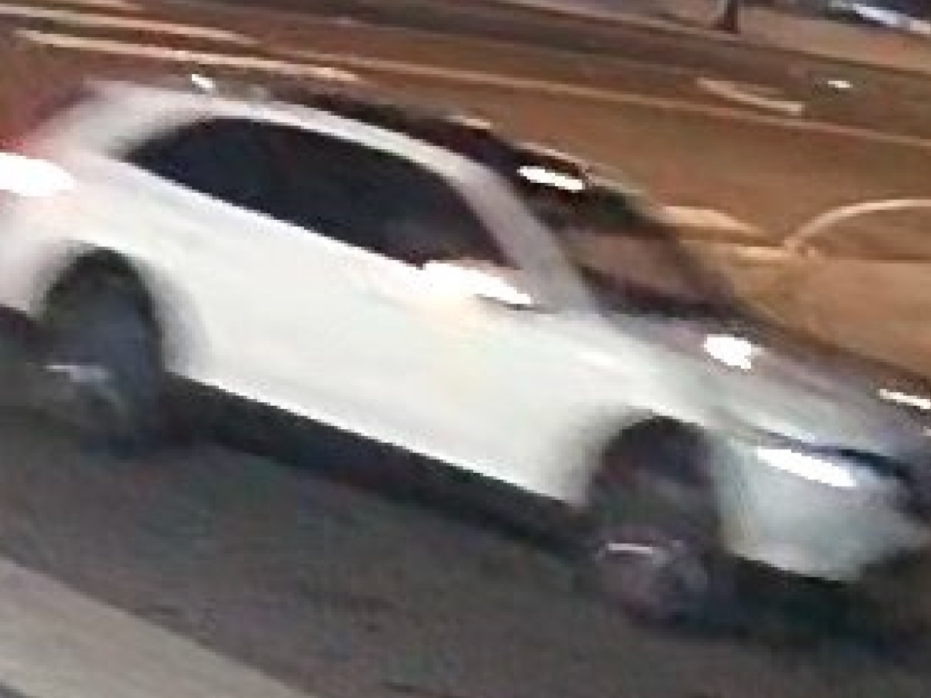 The suspect vehicle was described as a white Mercedes-Benz SUV, possibly a GLS or GLA model, with damage to the passenger-side headlight, according to Crime Stoppers​. 