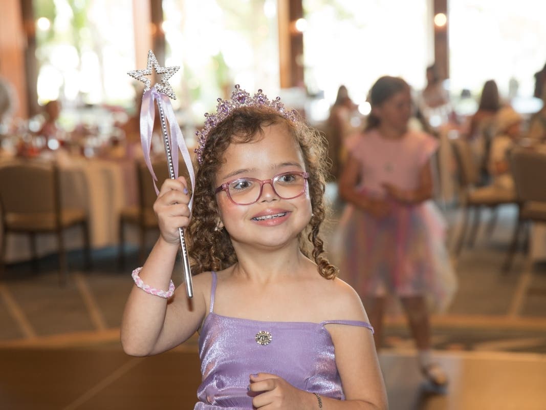 Make-A-Wish San Diego partnered with the historic beachfront hotel to grant Aylianna's wish.