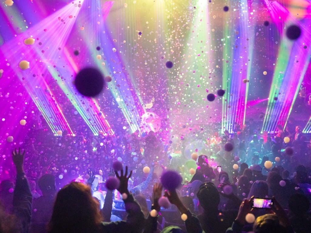 Families can immerse themselves in the dazzling science and artistry of bubbles at Discovery Cube Orange County.