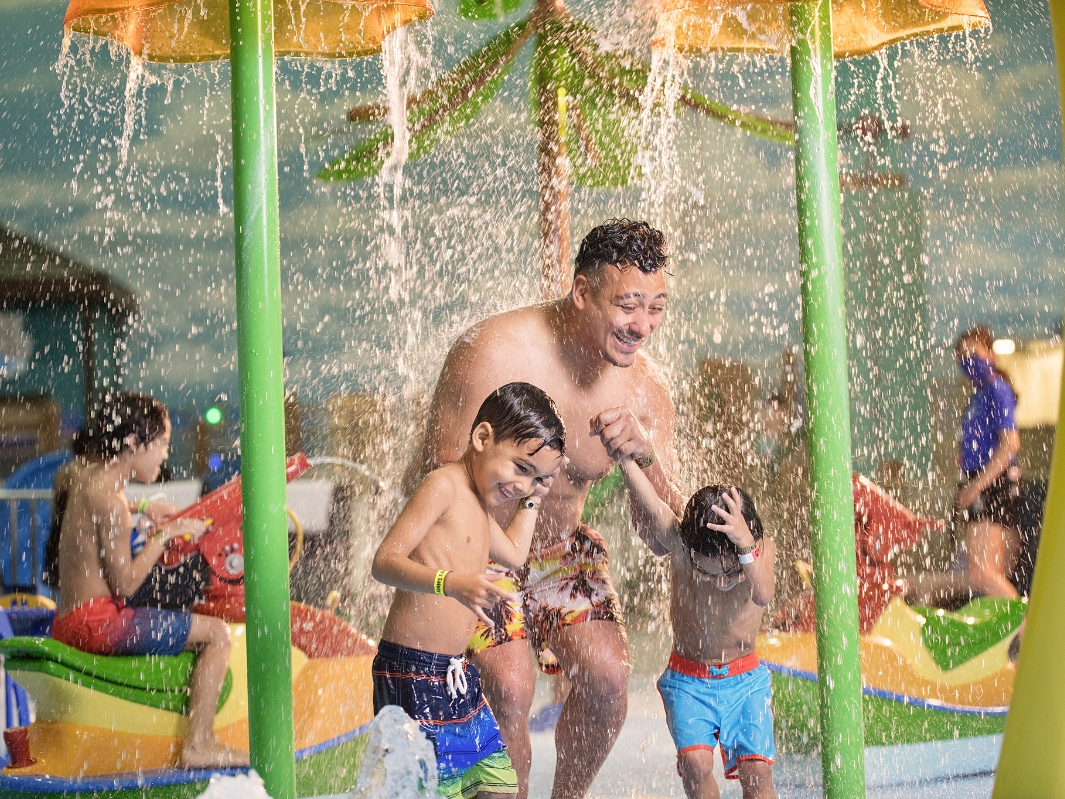 Great Wolf Lodge features a year-round, 84-degree indoor water park.