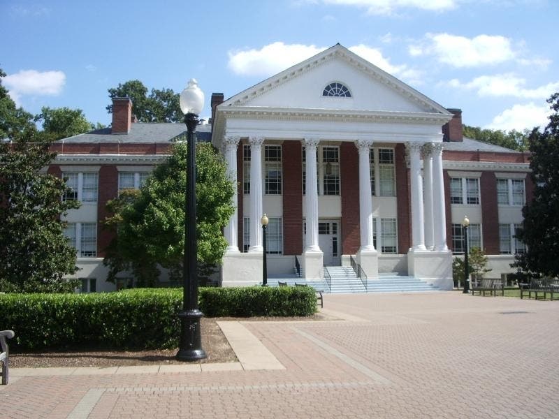 University of Mary Washington in Fredericksburg canceled classes and events Monday after receiving a threat of gun violence through a voicemail.