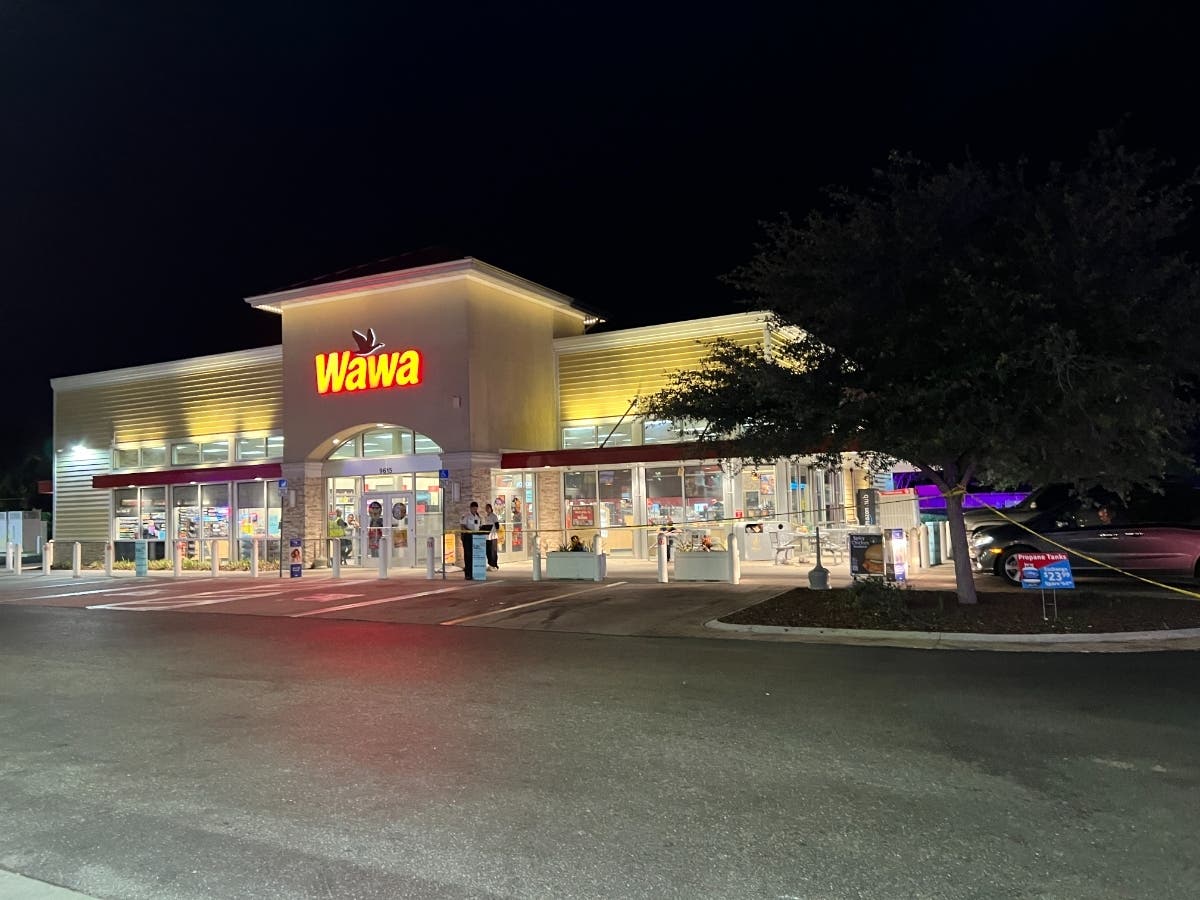 An Apollo Beach man was arrested this week in connection with a fatal shooting at a Riverview Wawa earlier this month, according to authorities.