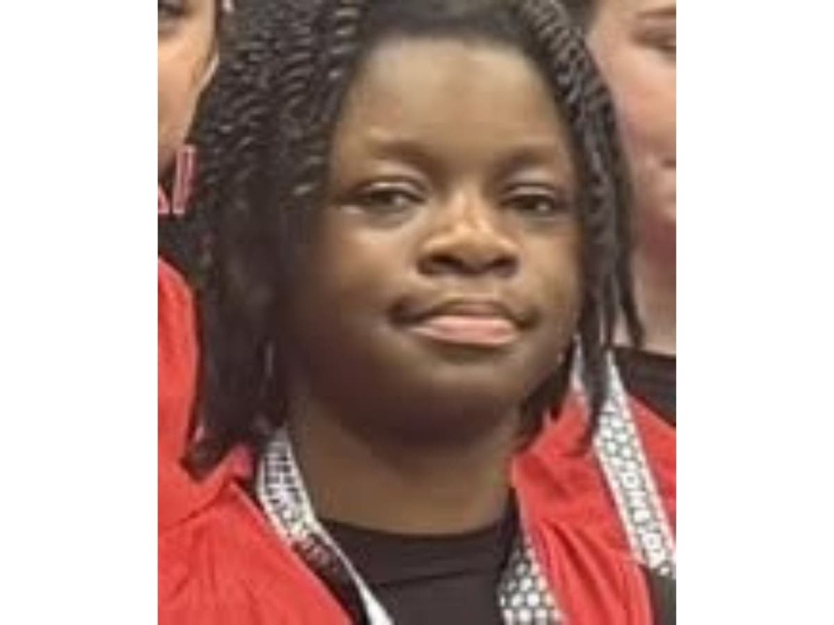 Joliet police are asking for the public's help in locating 14-year-old Mari Washington, who was reported missing Saturday.