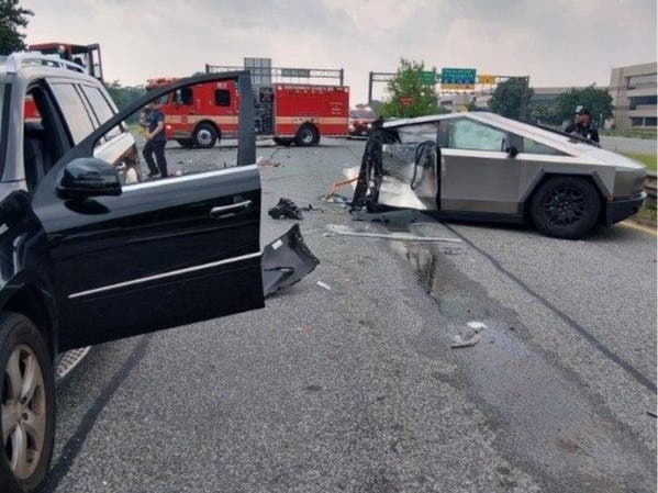 Ten people, including three children, were injured after a moving truck lost control and crashed into at least 10 vehicles in Montgomery County, police said.
