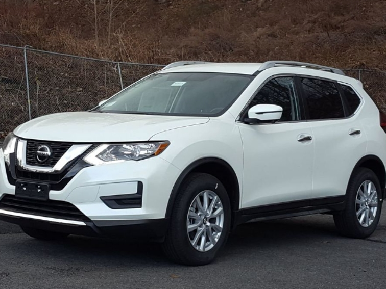 Fairfax County police are searching for a white Nissan Rogue believed to have struck and killed a 44-year-old pedestrian in Springfield earlier this month.
