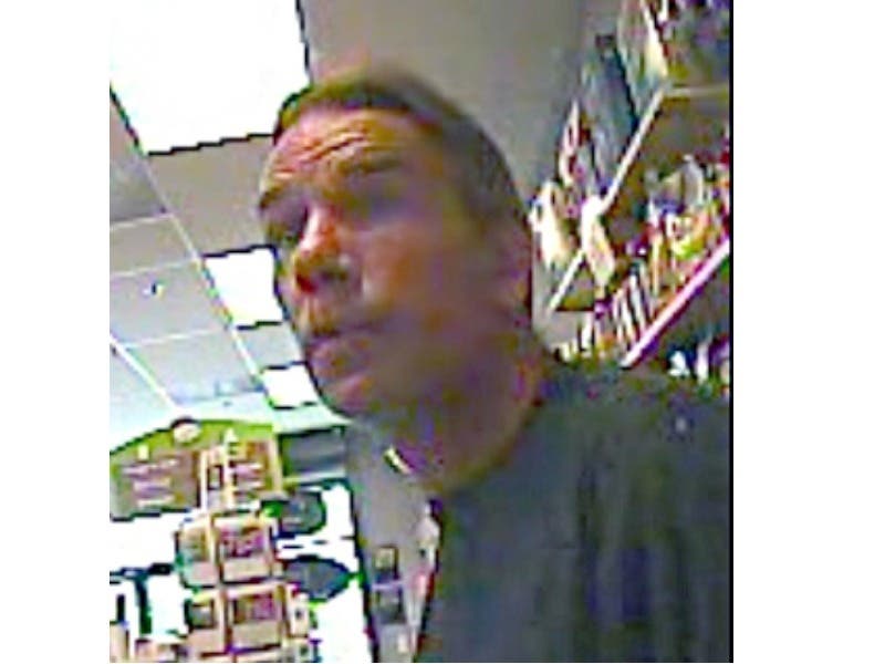 https://patch.com/img/cdn20/users/57041/20170421/052837/styles/raw/public/article_images/reisterstown_pharm_robbery_suspect-1492809313-2922.jpg