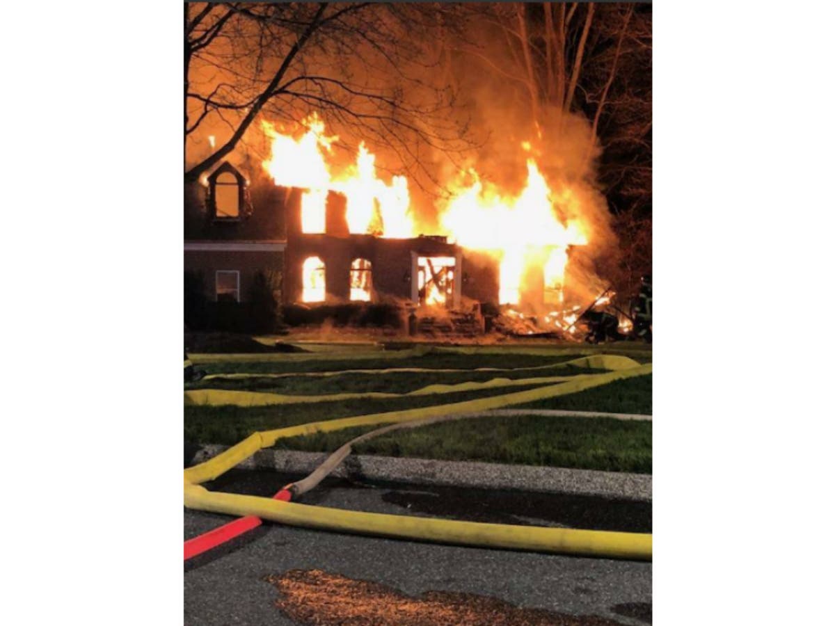 https://patch.com/img/cdn20/users/57041/20180423/092938/styles/raw/public/processed_images/glenberry_fire-1524490074-9133.jpg