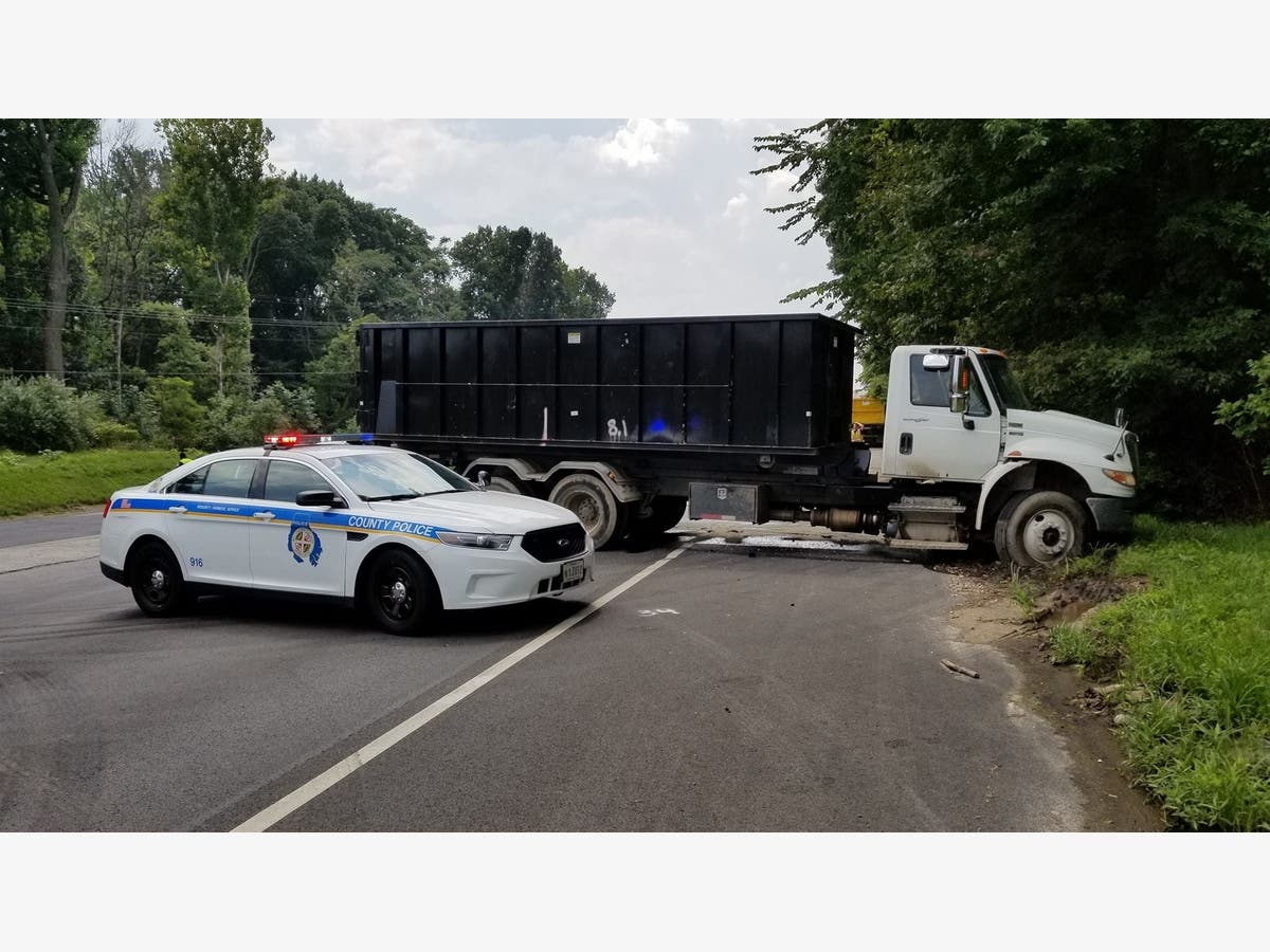 https://patch.com/img/cdn20/users/57041/20180807/025959/styles/raw/public/processed_images/dump_truck_crash_2-1533668307-5239.jpg