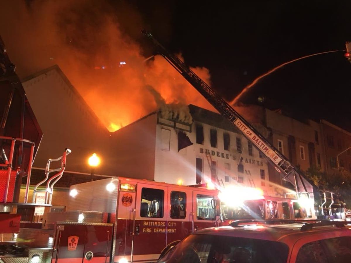 https://patch.com/img/cdn20/users/57041/20180907/065030/styles/raw/public/processed_images/broadway_fire_baltimore-1536317422-7979.jpg