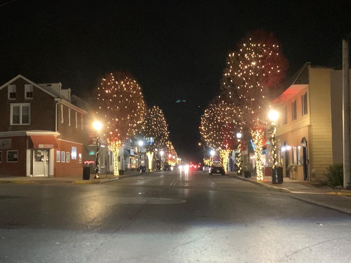 Havre de Grace business owners, help people find out whether you are open, closed or somewhere in transition.