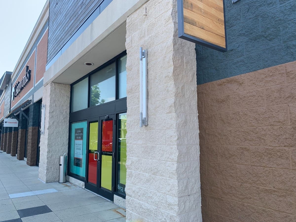 The Exchangeree is between Visionworks and the Hallmark store on The Avenue at White Marsh.