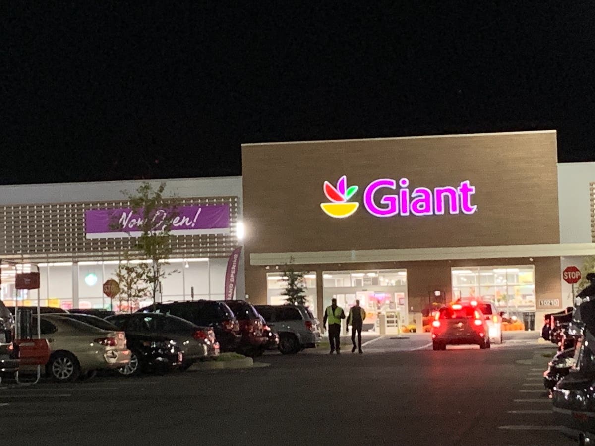The Giant sold a winning lottery at Mill Station in the 10200 block of Mill Run Circle.
