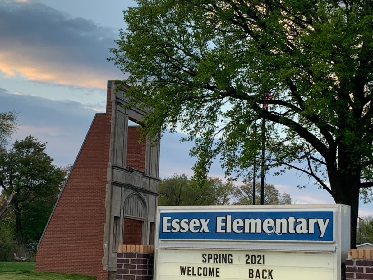 Baltimore County Public Schools and several other districts in Maryland began phasing in a hybrid model of learning in March 2021 after being closed since March 2020 due to the coronavirus pandemic.