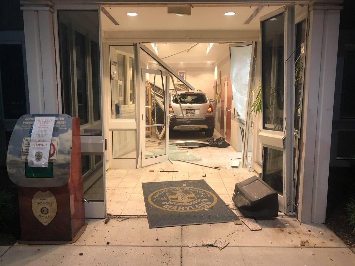 A 24-year-old drove into the police station in Havre de Grace Sunday night after calling and saying he planned to go there to kill an officer, police reported.