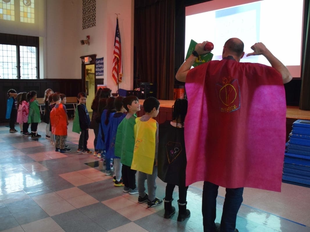 Daniel Warren Elementary School Celebrates Its Own Heroes Larchmont