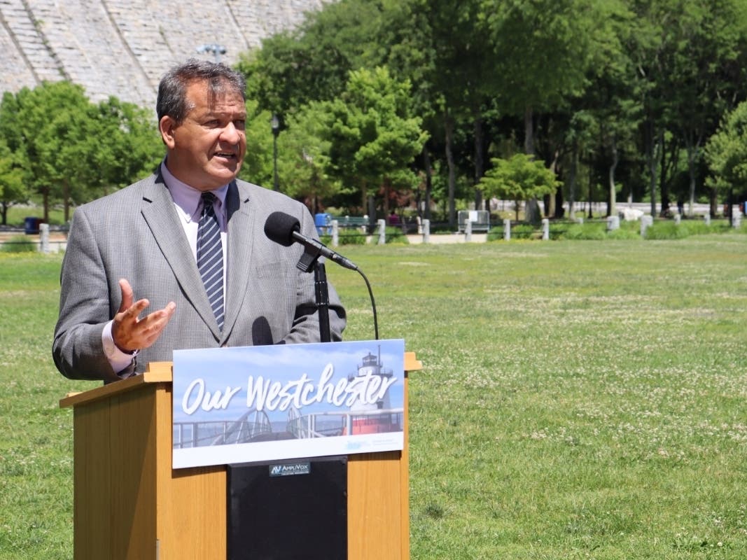 Executive George Latimer announced a movie series at Kensico Dam Plaza.