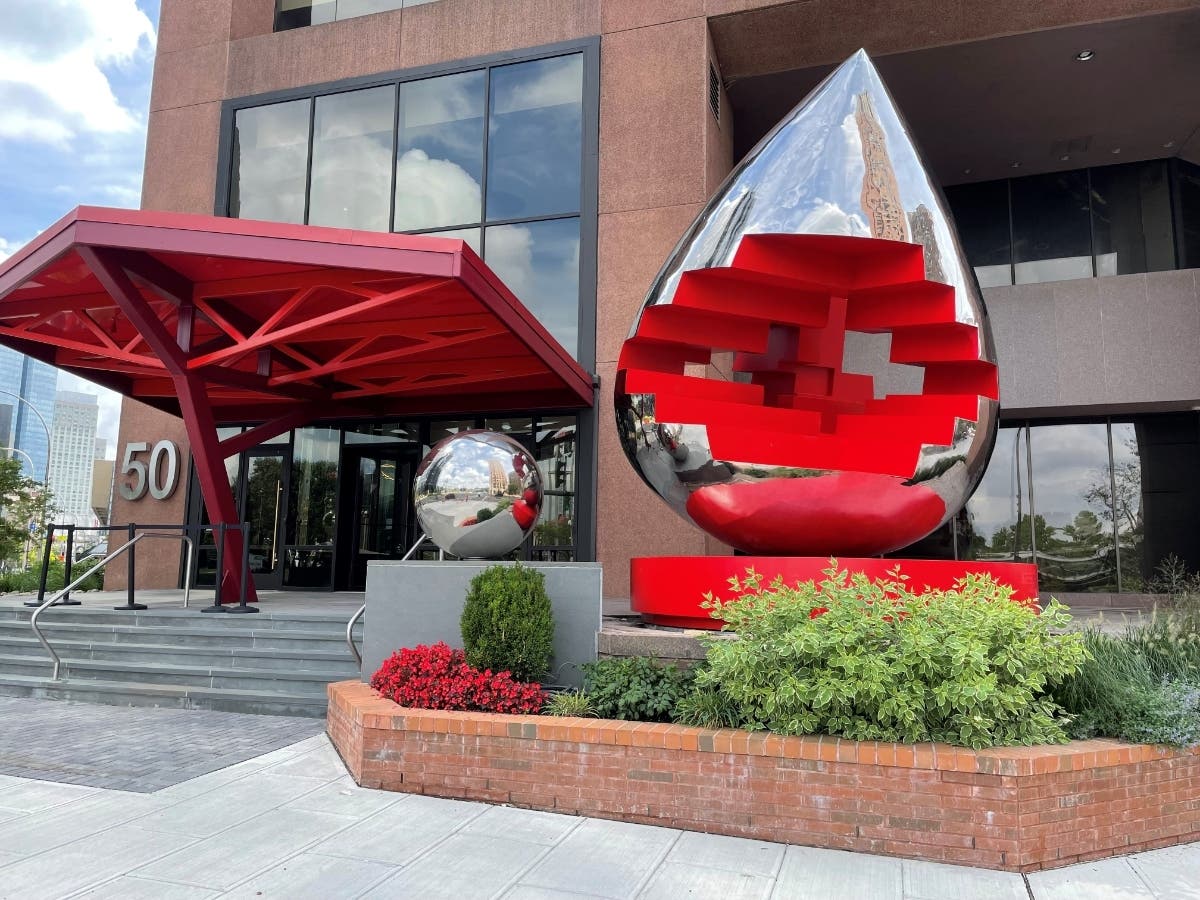 An 18-foot-tall sculpture was recently installed in front of 50 Main St. in White Plains.