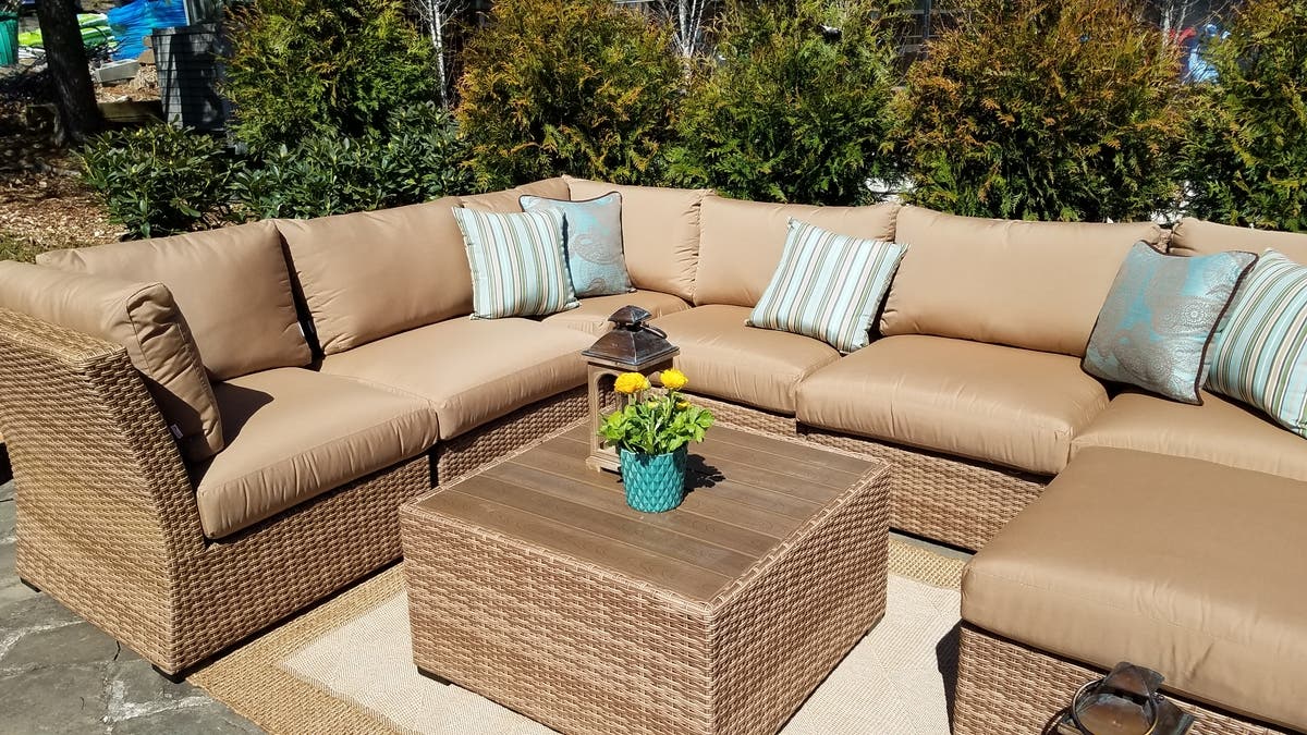 Down to Earth Living Announces its Own Exclusive Outdoor Furniture Line