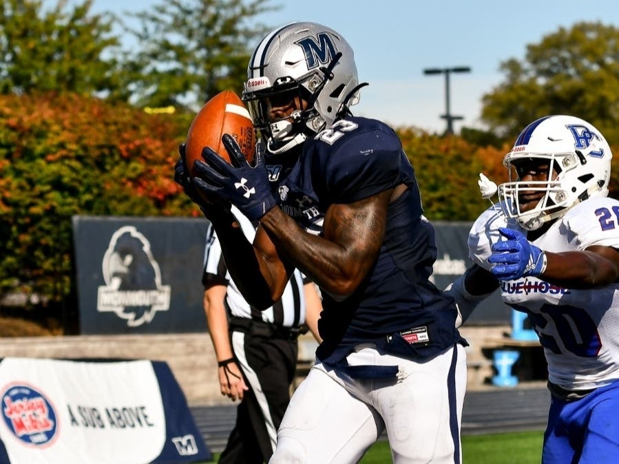 Terrance Greene Jr. hauling in a bomb in game action last season