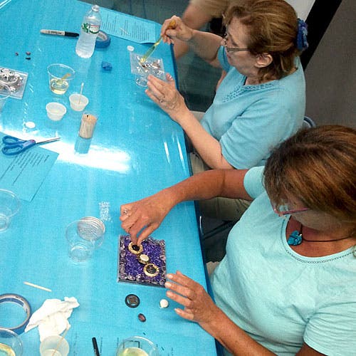 Playing with Resin Workshop Mon October 5 @ 6:00 pm - 9:00 pm $50 – $60
