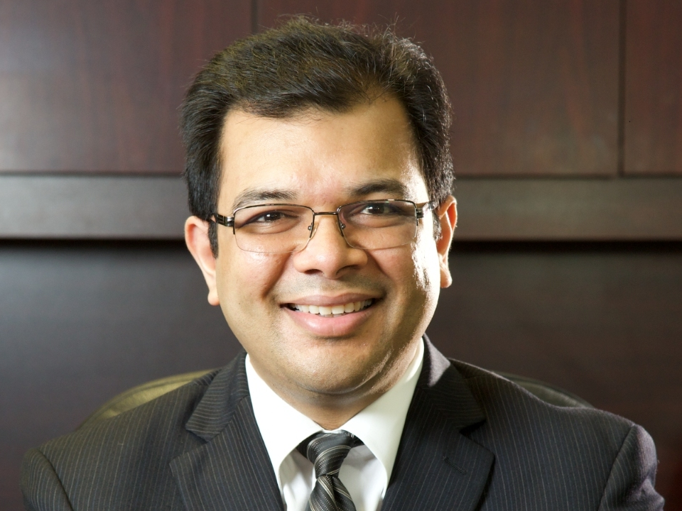 Jigar Doshi helps people at or near retirement through investment advising, estate planning, risk management and watching out for their overall financial well-being. He leads a presentation on September 13th at the Lake Bluff Public Library.