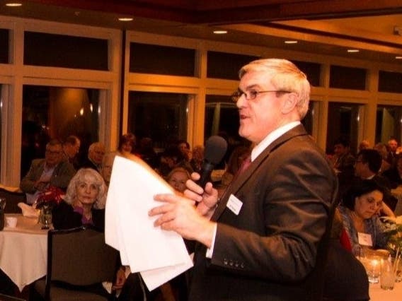 Dr. Jim Flanagan helps people at or near retirement through investment advising, estate planning, risk management and watching out for their overall financial well-being. He is leading a session at the Woodridge Public Library on Tuesday, September 20th.