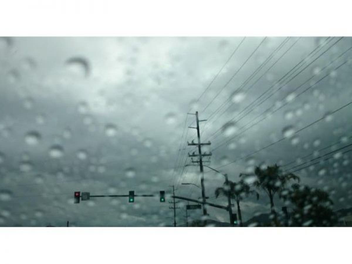 https://patch.com/img/cdn20/users/65079/20170622/095250/styles/raw/public/article_images/rain_on_windshield-1485183614-3341-1495477746-7548_1-1498139564-3149.jpg