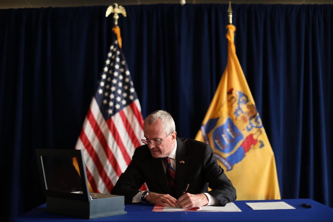 ​New Jersey has enacted a law that legalizes assisted suicide.