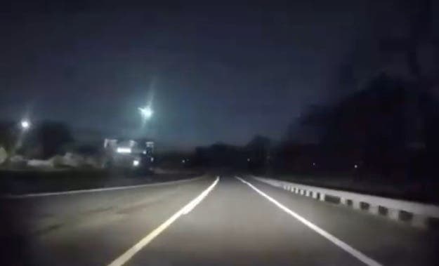 Hundreds said they saw what was captured on video in NJ and elsewhere: a possible meteor bursting into a fireball.